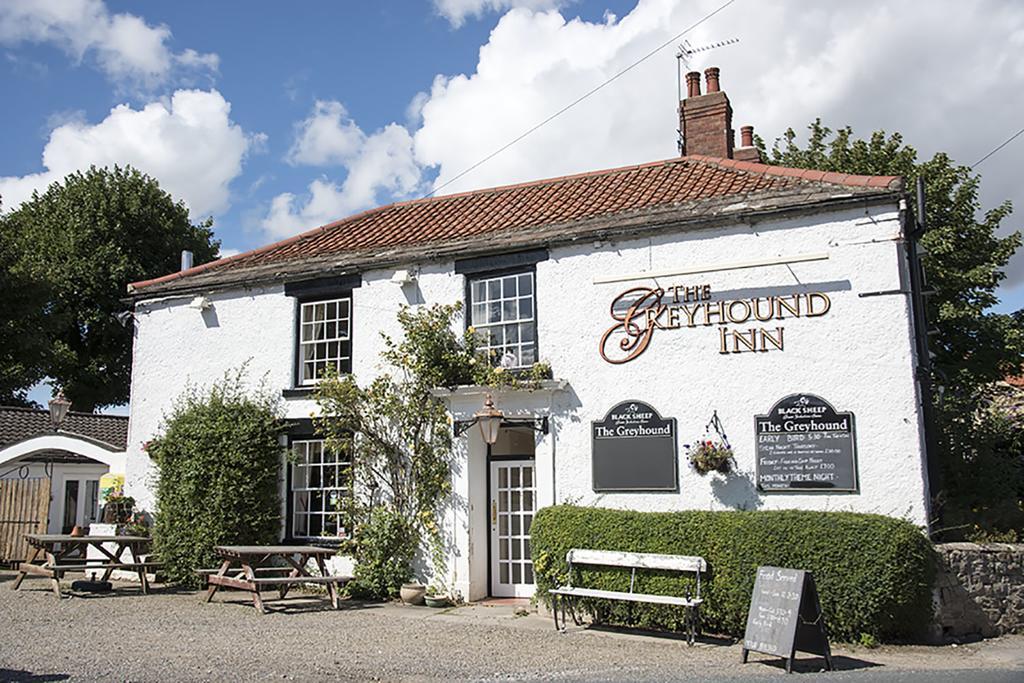 The Greyhound Inn Бидейл Екстериор снимка