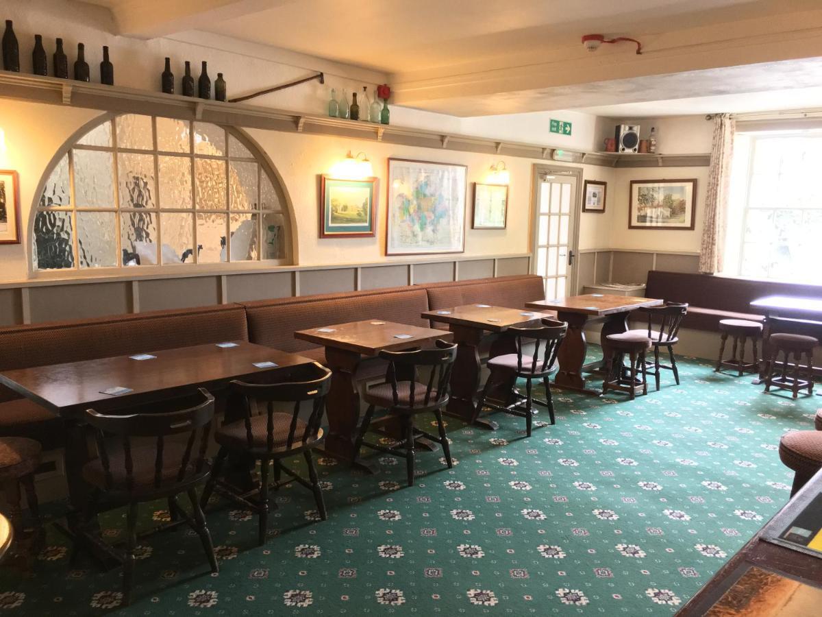 The Greyhound Inn Бидейл Екстериор снимка
